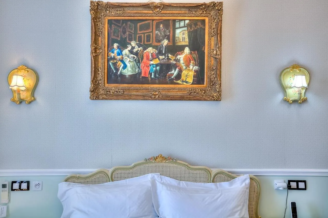 Aba Luxury B E B Nice 5*,  France