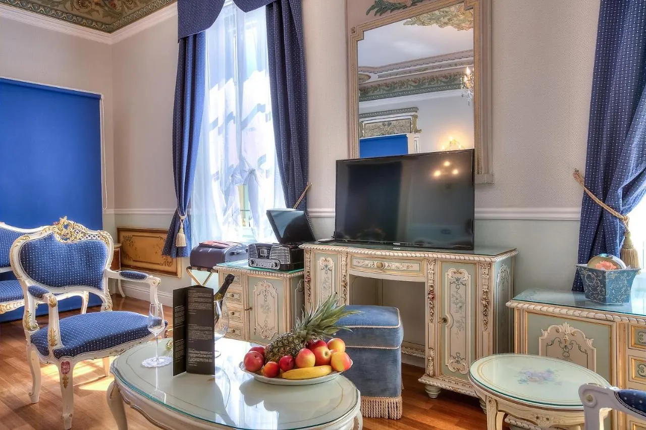 Aba Luxury B E B Nice Bed & Breakfast