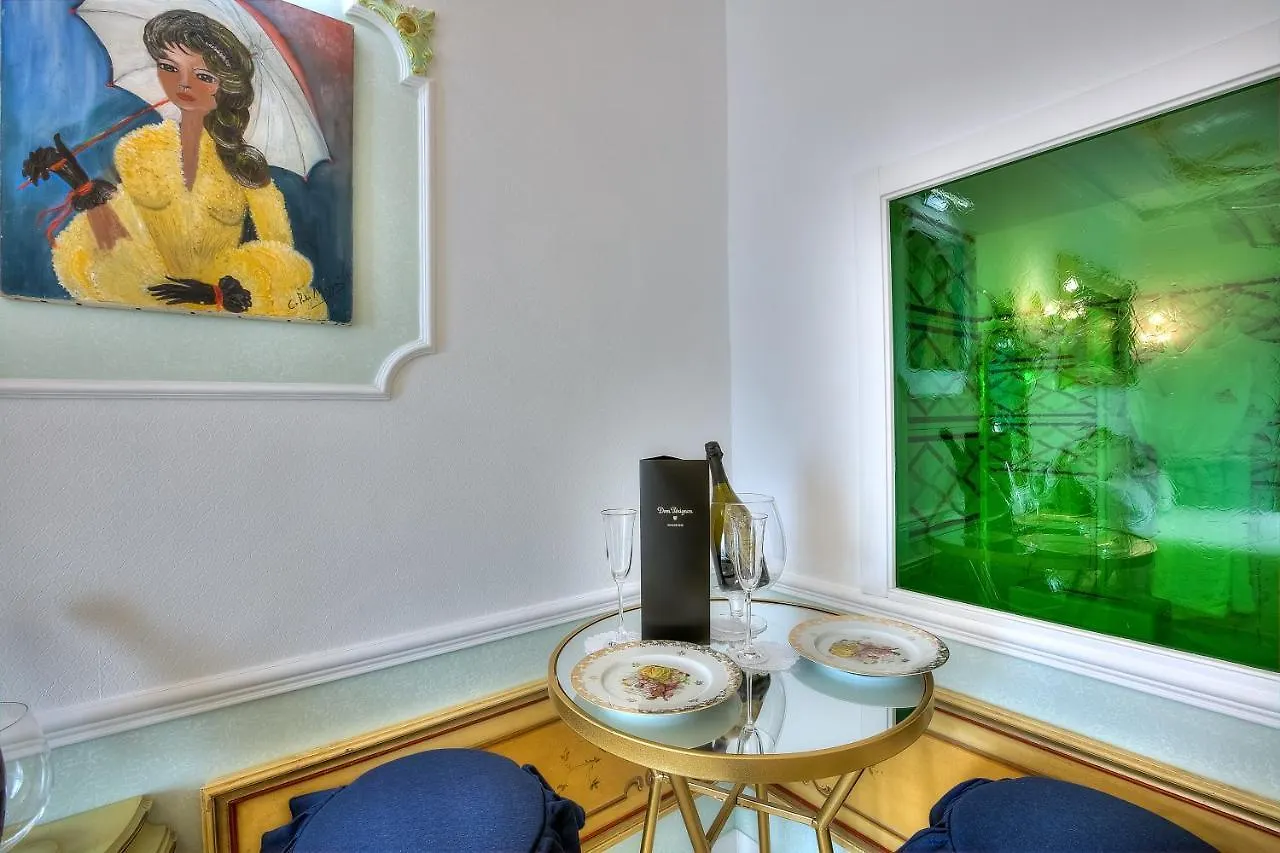 Aba Luxury B E B Nice Bed & Breakfast