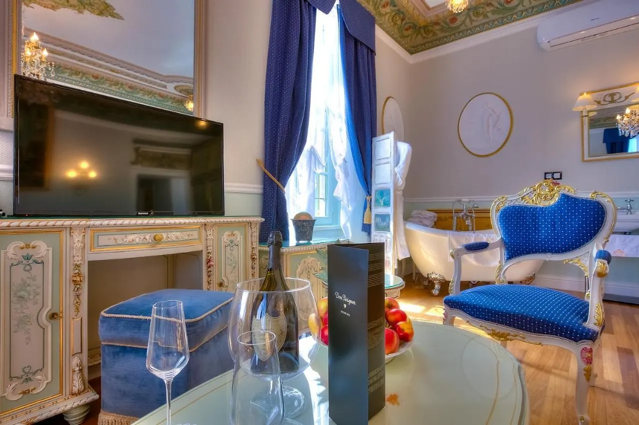 Aba Luxury B E B Nice Bed & Breakfast